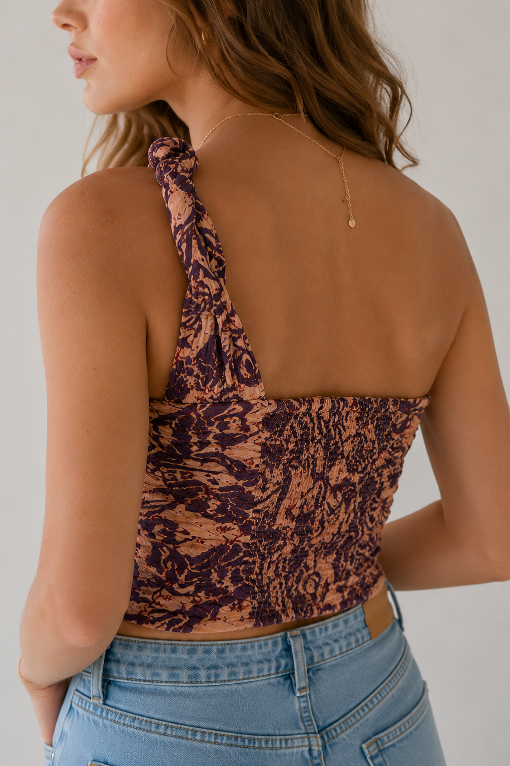 Zara
One shoulder printed top
