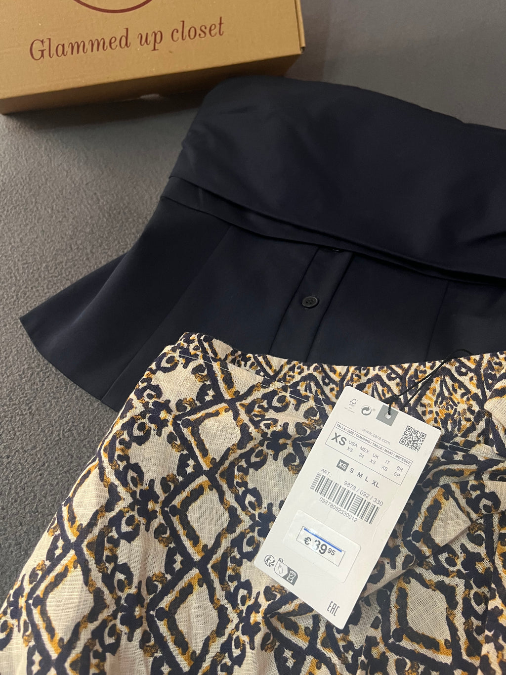 Zara
Navy blue tailored corset
