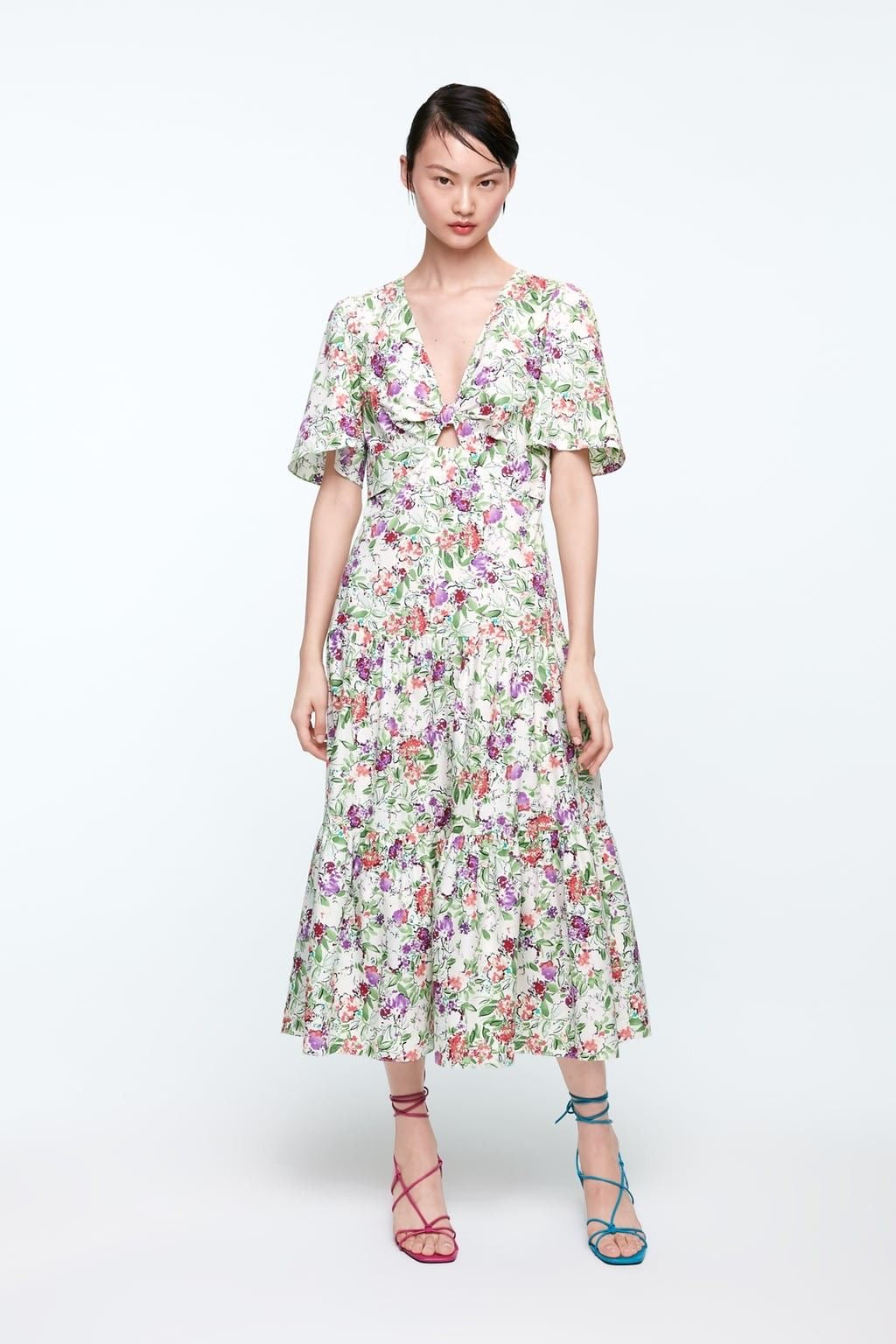 Zara 
Floral Flounce sleeve Dress