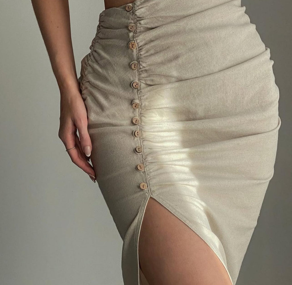 Zara
Linen Midi Skirt