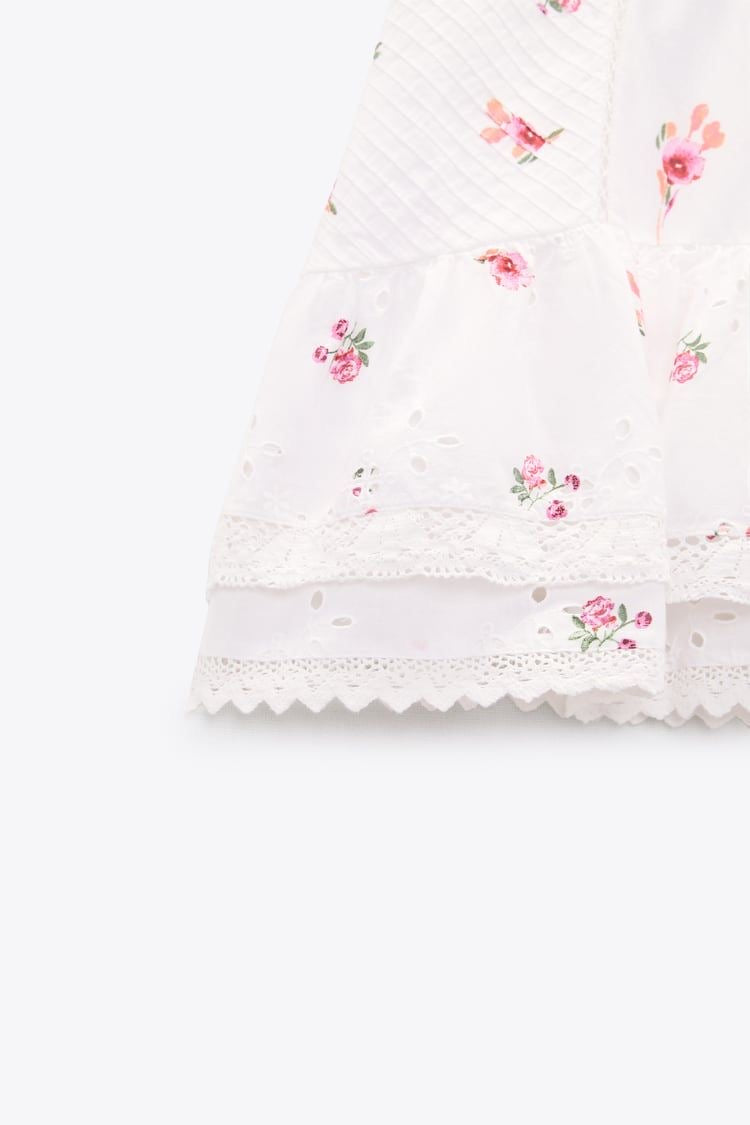 Zara 
Floral lace trim skirt
