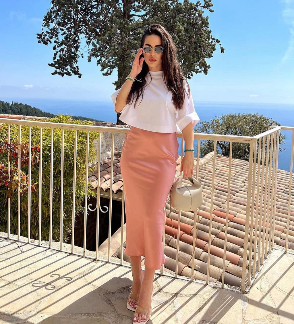 Zara
Satin midi skirt
