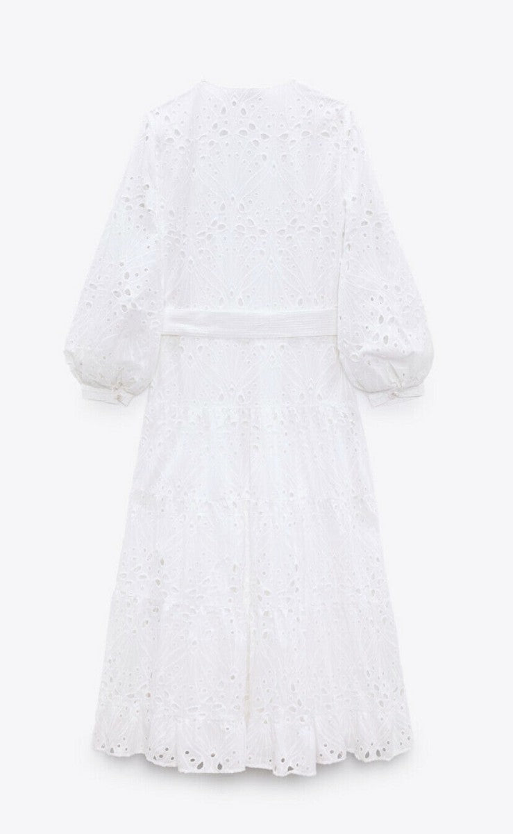 Zara
Cutwork Dress