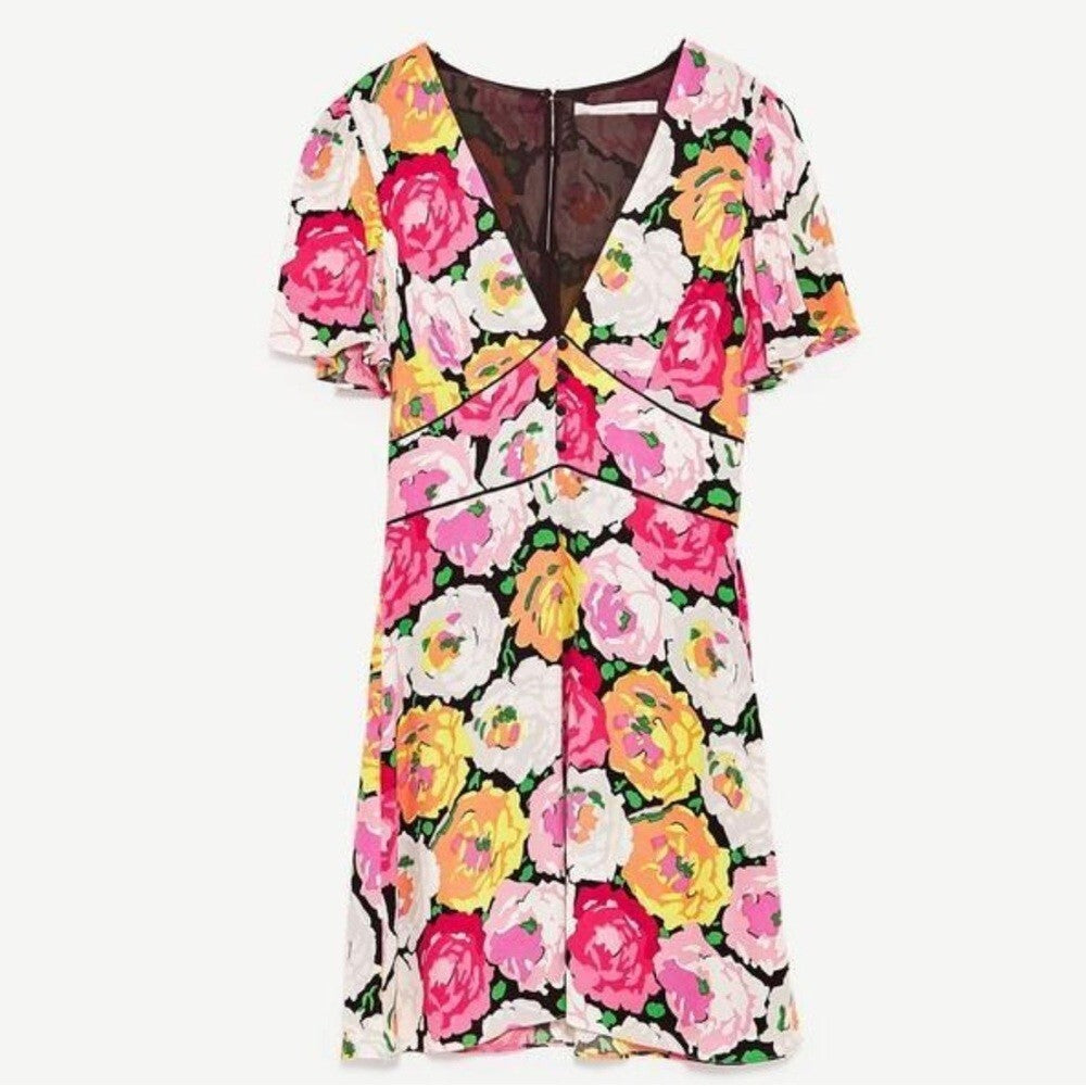 Zara
Floral mini dress