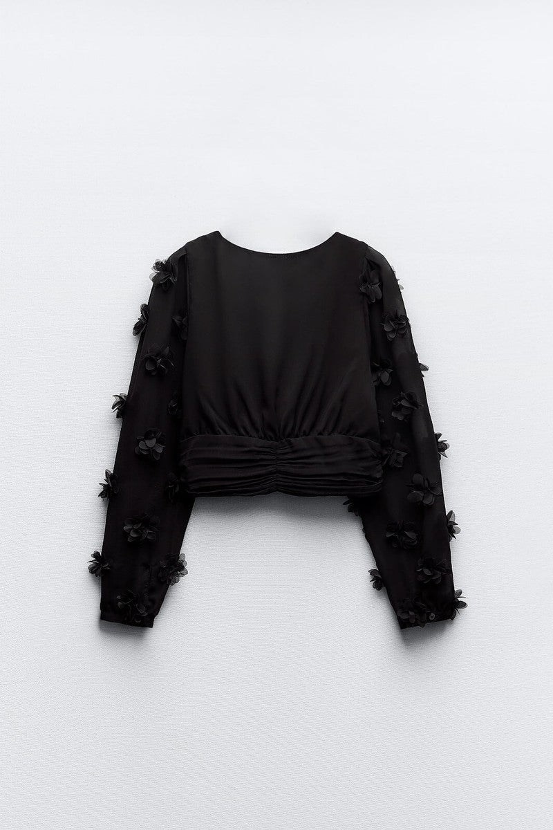 Zara
Cropped chiffon appliquè blouse