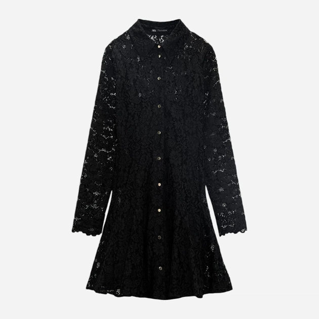 Zara
Lace buttoned dress