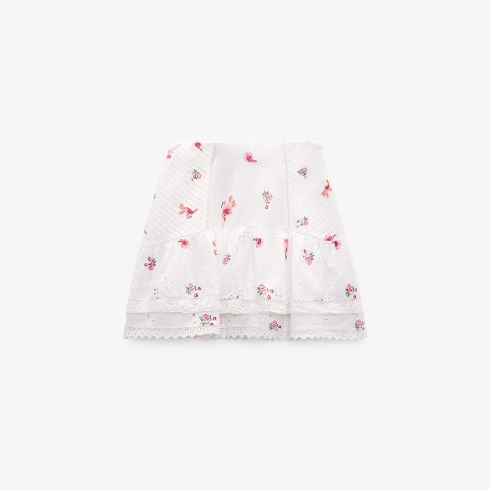 Zara 
Floral lace trim skirt
