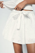 Zara
Embroidered skirt
