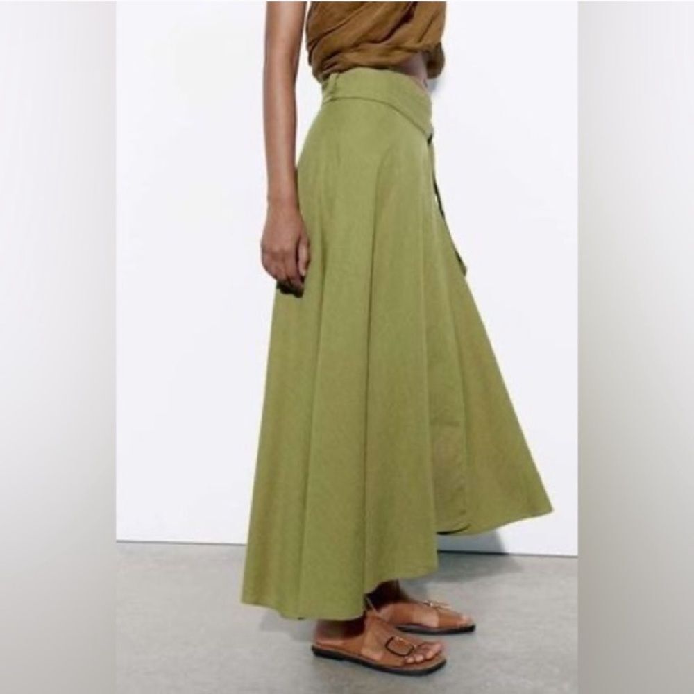 Zara
Wrap Linen Skirt