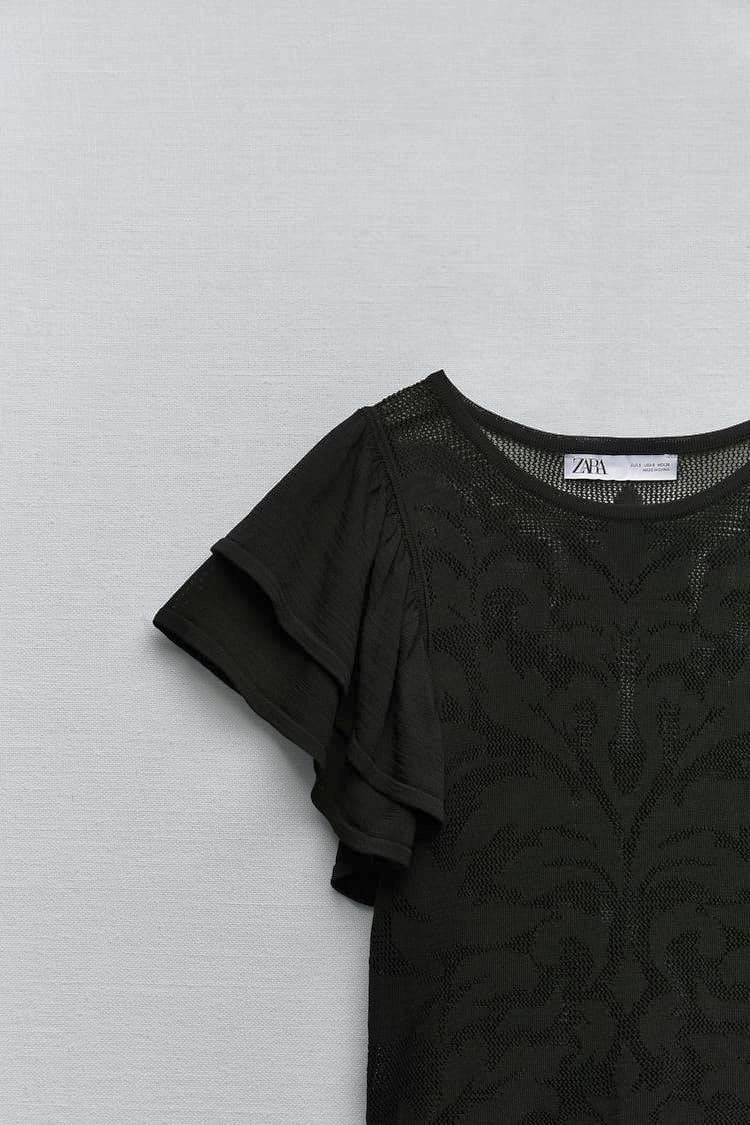 Zara
Mesh jacquard top