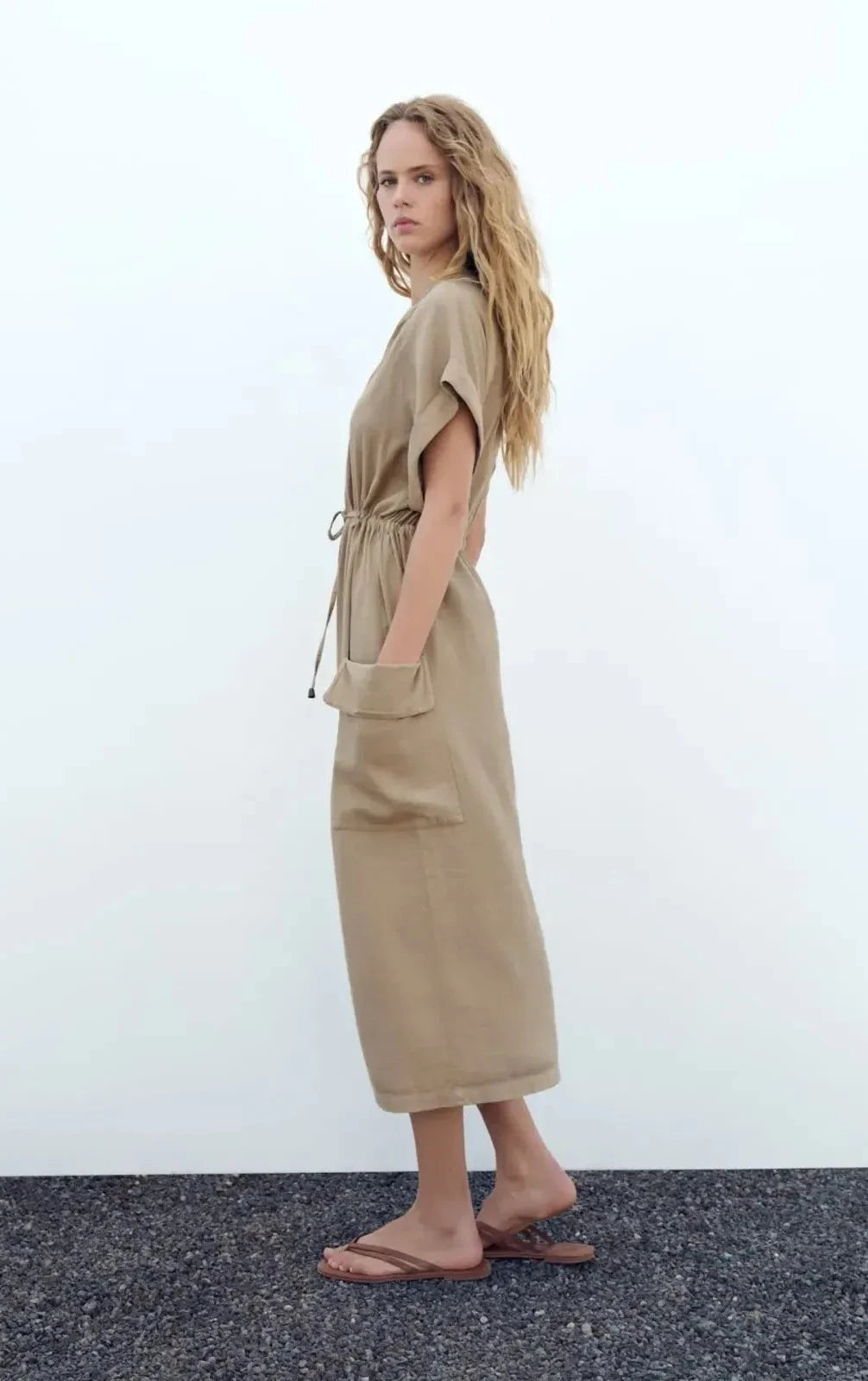 Zara
Linen blend midi dress