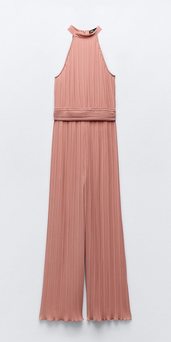 Zara
Halterneck pleated jumpsuit