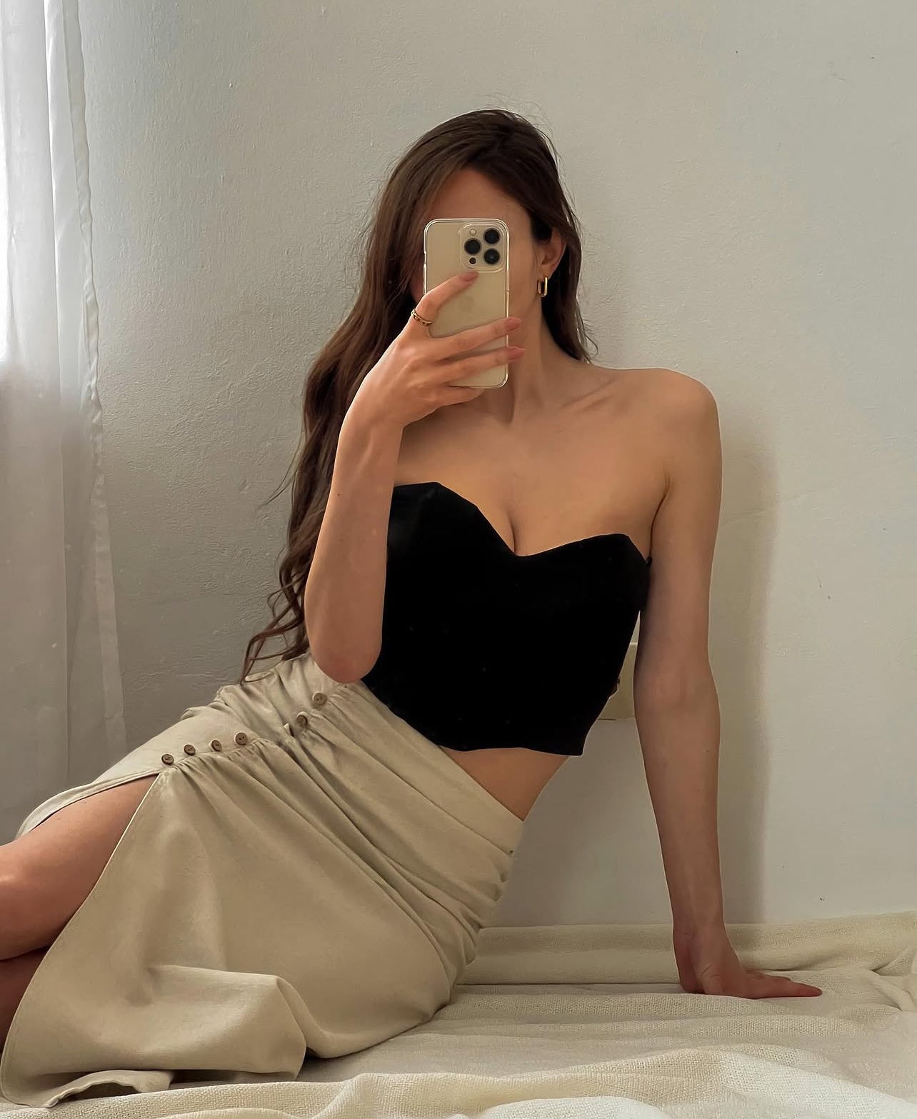 Zara
Linen Midi Skirt