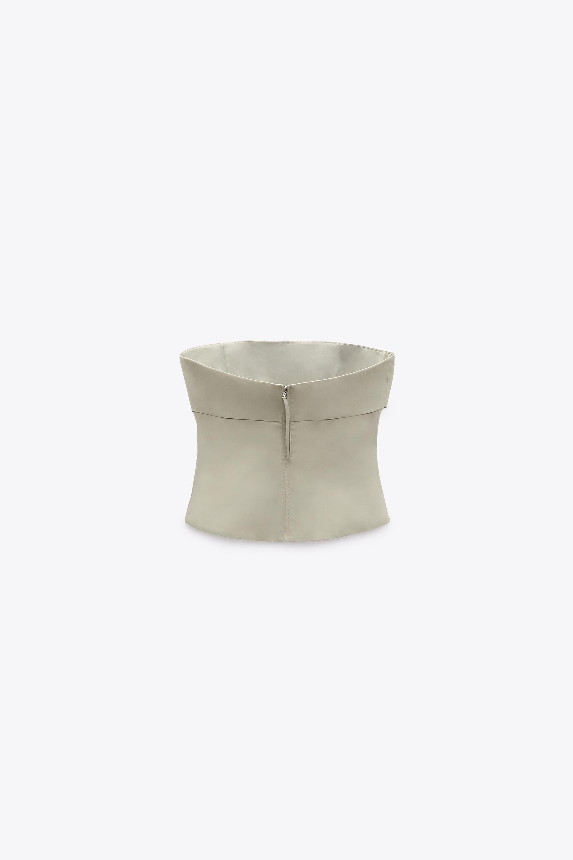 Zara
Cargo tube top